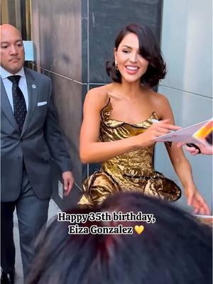 Happy birthday, beautiful Eiza 😍❤️ #eizagonzalez #eizagonzalezedit #eizagonzalezfan #mexican #mexicancelebrity #mexicanbeauty #mexicantiktok #celebrity #celebstyle #birthdaygirl #couturedress #hautecouture #goldendress #celebrityvideos #nycblogger 