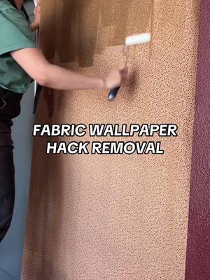 This was one of those renter-friendly hacks that I was VERY iffy about…but now that I know that it comes off soooo easily, this hack gets a 10/10 in my book! 👌 Now I’m wondering how people get the seams to match if they’re doing a larger area?? DIY Fabric Wallpaper ✔️ Liquid Starch (I got mine from Walmart) ✔️ Fabric ✔️ Foam Roller #apartmentmakeover #renterfriendly #apartmentliving #homehacks #peelandstick #diywallpaper #wallpaperremoval 