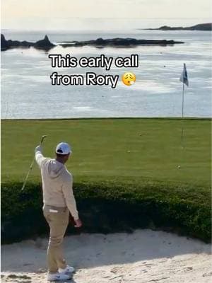 He’s smooth with it #golf #rorymcilroy #pebblebeach #attpebblebeachproam #fyp 