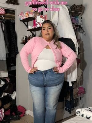 i feel so cute in this outfit🎀🧸 #melanieangelese #foryou #fyp #az #trending #viral #contentcreator #latinacreator #parati #getdressedwithme #OOTD #outfitideas #outfitinspo #outfitinsipiration #outfitoftheday #curvyfashion #plussizefashion #schooloutfit #schooloutfits #collegeoutfits #collegeoutfitideas 