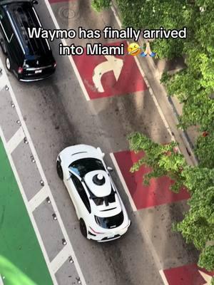 imagine getting in one of those on 95. May you RIP in peace. #miami #downtownmiami #brickellmiami #brickell #brickellliving #miamiflorida 