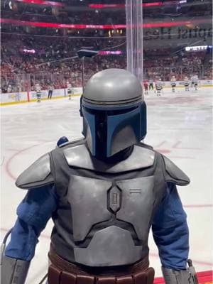 Jango got a rare appearance at the Florida panthers! #starwars #starwarstiktok #starwarsfan #cosplay #starwarscosplay #mandalorian #floridapanthers 