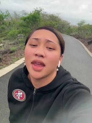 ENJOY THIS 2 min vlog w/ me😂im so goofy this why i cant be left by myself HAHAHA #momsoftiktokclub #mommytiktok #momtok #Hiking #hawaii #fyp 