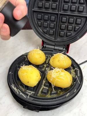 Easy waffle potatoes you definitely should try  #cooking #potatoes #footballsnack #snacks #snack #food #FoodTok #superbowlliv #delicious 