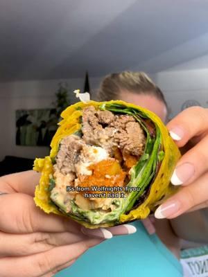 🌯One of my go-to wraps in NYC for the past five years has been @wolfnights  🐺They have some of the craziest wraps I’ve ever seen, but my go to is definitely the beast wrap, switch it out with goat cheese !! 💛The best part about this place is they have gluten-free wraps and I always get the one with turmeric … it tastes incredible  📍🤌🏼 @wolfnights  #nycfood #nyceats #gourmeteats #nycfoodcoma #nycfoodculture #foodgasm #nycwrap #RestaurantReview #restaurantrecs #nycmarket