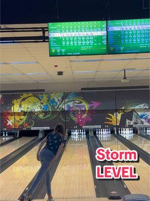 Hahahaha i guess i need to smile more when i come off the lanes #foryoupage #fyp #foryou #bowling #level #2handed #2handbowling #girlbowler #bowlingtiktok #repost @Storm Products @Josh @Jason Belmonte 