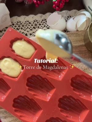 La receta de estas magdalenas está aquí en mi perfil también.  Receta magdalenas #magdalenas #recetamagdalenas #recetassanvalentin #postresparasanvalentin #valentinesbaking 