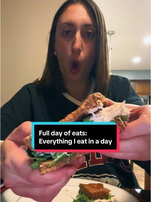 A full day of yummy foods!!! #noellelovessloths #whatieatinaday #Vlog #food #Foodie #noellelovessloths 