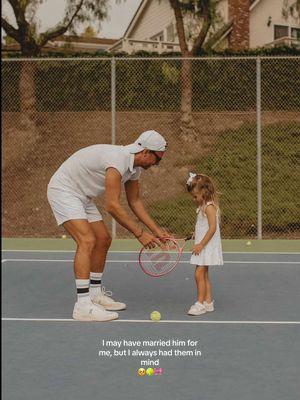 Something about watching the man you love also become the worlds best dad 🥹🎀🎾 . . #tennisplayer #girldad #kidstennis #familygoals #daddysgirl #daddydaughter #fatherdaughter #tennislife #toddlertennis #tennistiktok 