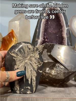 Rocks Live prep loading… #rocks #crystaltok #crystals #rockshop #crystalshop #minerals #villagesilversmith #northshore 