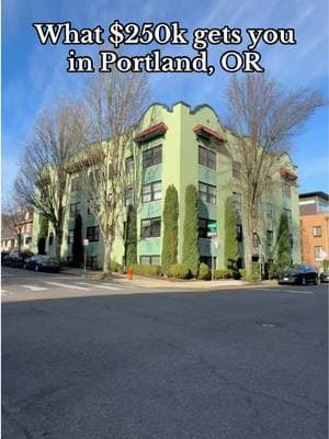 Location Location Location! 📣 This charming 1 bedroom condo is central to all NW Portland has to offer 💖 #portland #portlandhomes #oregon #oregonhomes #portlandrealtor #portlandrealestateagent #fyp #housetour #portlandrealestate #oregonrealestate #oregonrealtor 