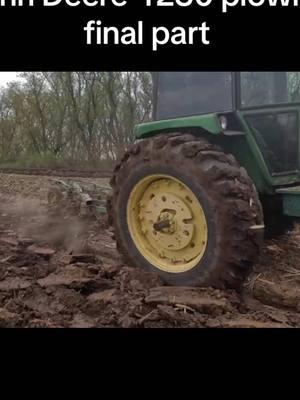 John Deere 4230 plowing final part #foryou #fyp #johndeere #collection #vintagefarming #plowing #4230 #nicedirt 