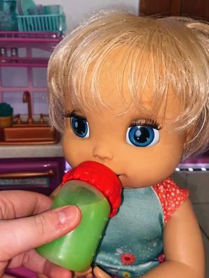 Dinner time! #babyalive #toys #babyaliveroutine #feeding #asmr #fy #greenscreen #creatorsearchinsights 