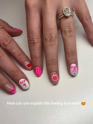 3 weeks too long😩😩😍😍💅💅@lexbray:)  #SelfCare #slay #PringlesCanHands #nailtech #ValentinesDay 