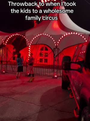 Cover your eyes kids.. 😧 #paranormalcirque #circus #familynight 