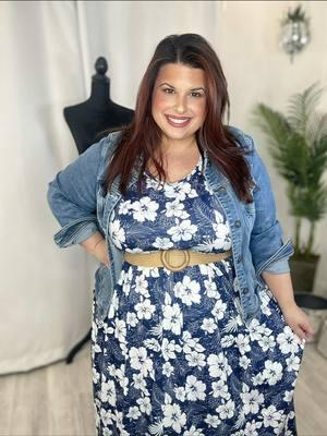 If you are looking for a dress that is SO easy to throw on for work or fun, this is it.  This dress is perfect for people who say they don’t wear dresses  I am wearing the size 24  ##plussizefashion #plussizedress #plussizeootd #dresswithpockets #plussizestyle #plussizeoutfit 