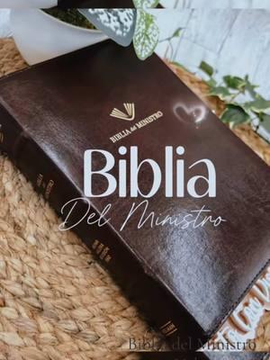 Biblia del ministro Reina Valera 1960, puede ordenar enlace en el perfil o enviar WhatsApp al 252-740-4009. Envíos a USA y Puerto Rico #untecitocondios #reinavalera1960 #bibliaspersonalizadas #todoparatubiblia #tiendadebiblias #bibliadelministro #bibliaspersonalizadasusa 