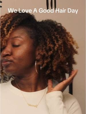 Hair 🔥 New video on how I made this look happen. YouTube: Janae Mason #nae2curly #twistout #naturalhair #curlyhairroutine #curlyproducts #hairtransformation 