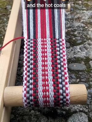 Almost time for Brigid's day! This year I'm weaving a crios (traditional Irish belt) inspired by a story of her life partner and anam cara (soul friend) Darlughdach who was her fellow nun. Last year was the 1500th anniversary of Brigid's death so this year is the 1500th anniversary of Darlughdach's death who died exactly a year after her beloved.  #irishcrios #criosweaving #inkleloom #handweaving #irishmythology #irishtraditionaloutfit #Brigid #queerhistory 