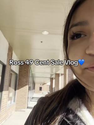 There no filter, I’m not sure why it looks kinda yellow lol😭😭 #ross #49centsale #49centsatross #Vlog #evelynsoriginals #latinamom 