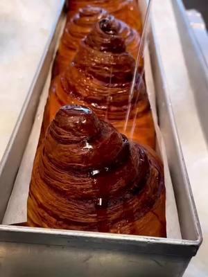 @bakeybabka in #bostonma  #babka #croissant #pastry #pastryshop #bostonfoodies #likes #likesforlike #feedfeed #eater #desserts #dessertbae #feedyoursoull #eeeeeats #downtownboston #thrillist #yougottaeatthis #baked #jewishbakery #bakery 