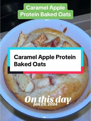 This is one of my favs! I use these measurements bc of the size of my dish. you can definitely double it, you just need a bigger dish. You can also use banana instead of the applesauce. I’d probably do 1/4 of a banana if you use the recipe below and if doubled, then use half a banana.  Recipe:  1/4 c oats  1/2 tsp baking powder  1/8 c unsweetened applesauce  1 scoop salted caramel cone protein powder by @Devotion Nutrition Protein  1/2 c milk Splash of vanilla  Blend all that together.  Pour into a oven safe dish coated with cooking spray Mix in diced apples mixed with cinnamon  Top with more apples  Bake at 350 degrees 25ish minutes. I recommend checking yours after 20 minutes to see the consistency.  269 calories 28g P 33g C#onthisday #bakedoats #proteinoats #proats #devotionnutrition #untilitsdone #highprotein #highproteinmeals #breakfast #highproteinrecipes #Recipe #bariatriccommunity #rny #vsg #bariatricsurgery #gastricbypass #barifam #mealprep #oats 