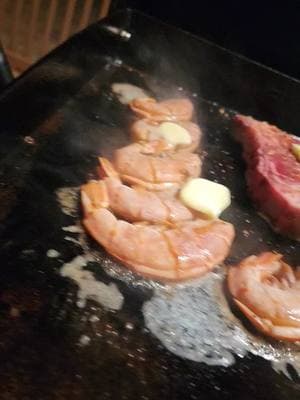 It's a sea bug and steak kinda night 👌 #blackstone #steak #seafood #sea #bug #shrimp #foodporn #butter #wi #grillin #perfect #sear #waitforit 