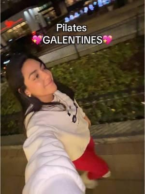 “Buscando el outfit perfecto para mi evento de #latinacore en #GalentinesDay 💕✨ ¿Pink o rojo? 🤔🔥 #PilatesConSabor #LatinaFit #PilatesEnEspañol #GirlPower #SelfCare #LatinaWellness #PilatesLover #PilatesCommunity #LatinaEntrepreneur #WomenSupportingWomen #AmigasQueInspiran #GalentinesVibes #PilatesMat #FitnessLatina #MovimientoEsVida #PilatesLove #MujeresEmpoderadas #PilatesGirl #ClaseDePilates #PilatesAddict #LatinasInDallas #PilatesInstructor #PilatesConEstilo”