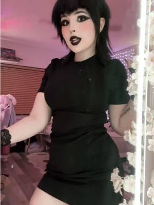 mavis :) #fypシ゚viral #fypシ #grungegirl #grungemakeup #maviscosplay #mavis 