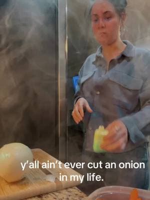 part 2. of making fajitas, my eyes were watering so bad. 😂 #cuttingonions #cooking #fy #cookingtiktok 