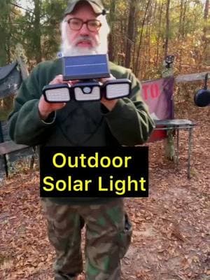 Outdoor solar light #solarlights #solarlight #outdoorlighting #solarlighting #outdoorsolarlight #ad #TikTokShop #tiktokshopfinds #spotlightfinds #Outdoors #solaroutdoorlights @bornerwhite 