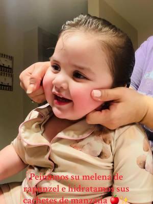 Así la noche de Regina bebé ya no tan bebé 🥹🤭💤✨#reginabebe #cutebaby #bebesdetiktok #MomsofTikTok #dadsoftiktok #bendiciones #blessings #diadereginabebe #señitoregina #miniñabonita #babyfever #foryoupage #viral #viraltiktok #parati #fyppp #fyp 