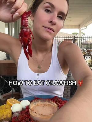 🦞How to eat crawfish if you coming in for the Super Bowl or if you not… here ya go #crawfish #mukbang #seafoodboil #neworleans #louisiana #SuperBowl 