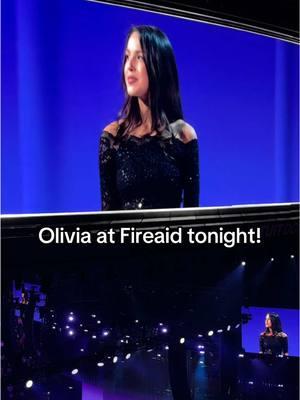 I still can’t believe her set was SO SHORT #fireaid #concert #benefitconcert #intuitdome #oliviarodrigo #driverslicense #dejavu #tatemcrae #gracieabrams #billieeilish 