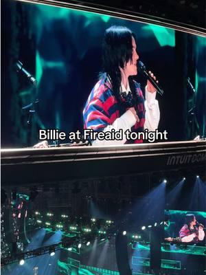 She’s so kind it makes my heart happy  #fireaid #concert #benefitconcert #intuitdome #billieeilish #finneas #wildflower #birdsofafeather #thegreatest 