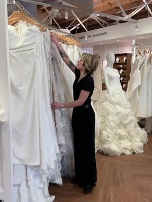 "If I book a Trunk Show appointment, can I try on more than the Trunk Show selection?" Of course! During your appointment, your stylist will work with you to pull gowns that align with what you're liking, while keeping your wedding day vision and price point in mind 🤍 Head to our pinned posts to view our full 2025 event schedule, and drop your Trunk Show questions in the comments 🥂 #lajeunemariee #trunkshow #bridaltrunkshow #engaged #bridalevent #bridaldiscount #weddingdress #weddingdresses #weddingdressideas #weddingdressshopping #weddingplanning #2025bride #2026bride #bridetobe #bridaltips #columbus #columbusohio 