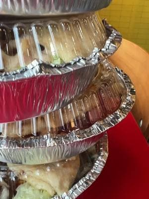 Ideal evening loading… 🤤 . . . #TheHalalGuys #Halalfood #AmericanHalal #Besties #Foodie #gyrolovers #foodiesofinstagram #BeefGyroPlatter #TastesSoGood #ChickenPlatter