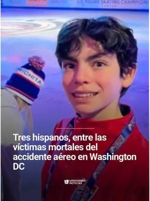 📌 Tres hispanos están entre las 67 víctimas mortales de la colisión entre un avión y un helicóptero militar en Washington DC. El balance del número de fallecidos lo convierte en el peor desastre aéreo en EEUU desde 2001. De las víctimas, se sabe que había un grupo de patinadores artísticos y al menos tres (entre ellas, uno de los pilotos) eran de origen hispano. Informa María Molina. Más de @Despierta América en las mañanas en @Univision de lunes a viernes. #Accidente #Washington #DC #Avión #americanarilines #aircraft #helicóptero #Uninoticias #UnivisionNoticias