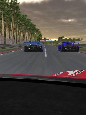 This is about as on the edge as it gets.. Alejandro Sanchez and Luke Bennett battle for the win at Le Mans - we could watch this all day. @mclaren #iracing #gt3 #racing #Motorsport #mclaren #simracing