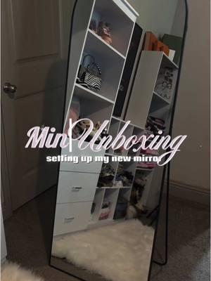 Arched Mirror unboxing 🪞  #ffyp #fy #unboxing #lookathis #archedmirror #TikTokShop #girlyfinds #unwrapping #relatable #archmirror #largemirror #foryoupage #😍😍😍 #wlw #contentcreatorsearch 