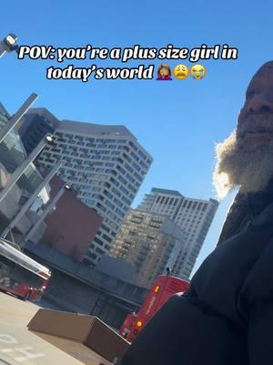 Telling me to tie my girls ( Boobs ) down 😭😩#washingtondc #silverspring #plussize #biggirl #fyp #viralvideo #imyeah #dmv #dmvtiktok 