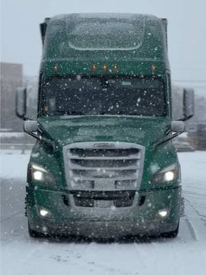 #fyp #america #driver #merica #merica #merica_trucking #trucking #trucktok🔥 #truck #otr #otrlife #idaho #oregoncheck #snow 