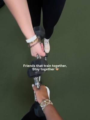 tag your gym bestie!!💗🤍 @Onelife Fitness @IZ💌🌻💛✨  #gymgirls #gymgirlies #GymTok #gymmotivation #gymbesties #bestiegoals #GymLife #fitnessmotivation #fitnessgoals #fitnesstips #fitnesschallenge #sarahmoffafitness #healthyliving #fitnessjourney #fitnessgirls 