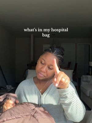 help me out in the comments below please!! ⬇️🧳🤰🏾 #mattandkharli #pregnant #pregnantlife #pregnancytiktok #hospitalbag 