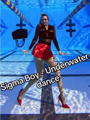 Sigma boy - Underwater 💦💃🏼 #Dance #underwater #underwatertiktok #dancechallenge #sigmaboy 