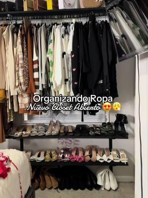 Más espacio para más ropa 🥰🥳gracias a mi espositooo 👩‍❤️‍👨  #organizando #closet #ropa #newcloset #opencloset #homerenovation #renovationproject #zapatillas #dreamcloset #armario #closettour #closetorganization #closetgoals #homedecor #esposo #husbandwife #DIY #diyproject #diycloset #fyp #parati #viral #ideascreativas #ideasdeoutfits #ideasgeniales #mujer #closetmakeover #walkincloset #pursecollection #pursedisplay 