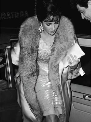 Can’t forget a winter coat ❄️ #ElizabethTaylor #winterfashion #styleinspo 