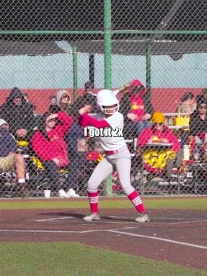 Hitting Homers While Mic'd Up!💣🥎 #softball #softballlife #softballtiktoks #softballplayer #softballmom #softballdrills #baseball #baseballfunny #micdup #baseballplayer #fresno #fresno559