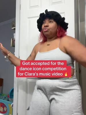 Yall gone vote for me Monday 2/3 ?! 🥰👀 #danceicon #dancechallenge 