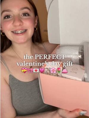 your valentine will love this 💗🏹🌷💌🎀 @MAYICIVO  • • • #fyp #viral #trend #taylorcurrier #microinfluencer #valentine #ValentinesDay #valentinesdaygift #birthdaygift #giftbox #pink #giftideas #TikTokShop #mayicivo #january2025 #trending #girl #woman #mom #girlfriend 